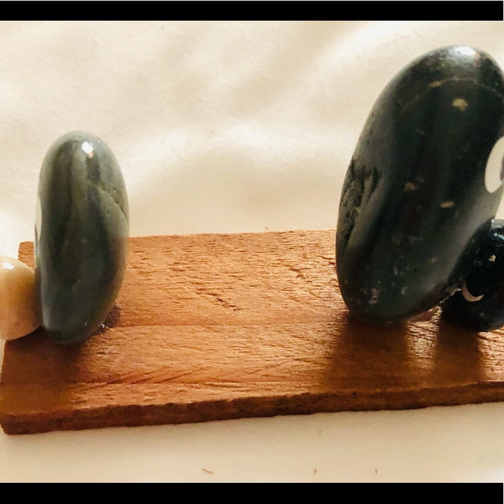 DECORATIVE PAINTING ROCKS - Picture 3 of 8